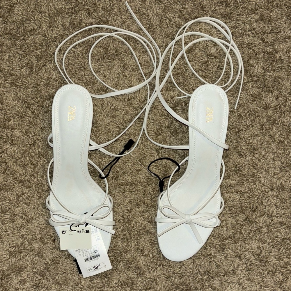 Zara Elegant White Strappy Heels 9.5 / 41